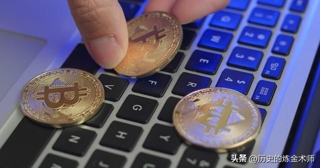 在比特幣遇到區(qū)塊鏈時(shí)，虛擬貨幣大戰(zhàn)